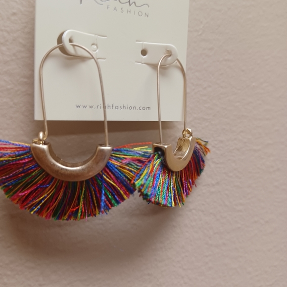 GIFT BOXED rainbow boho earrings ๐ - Picture 7 of 8